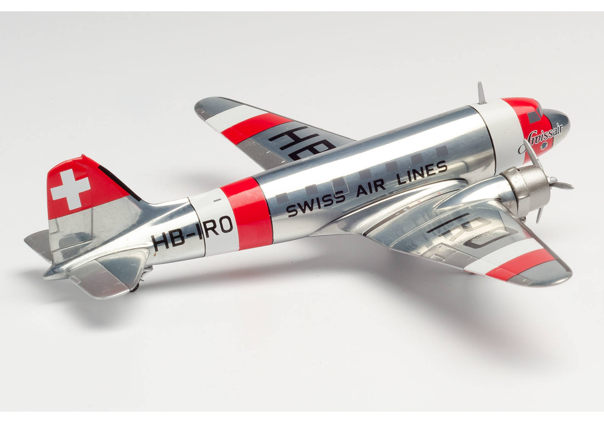 Swissair Douglas DC-3 - neutrality color scheme