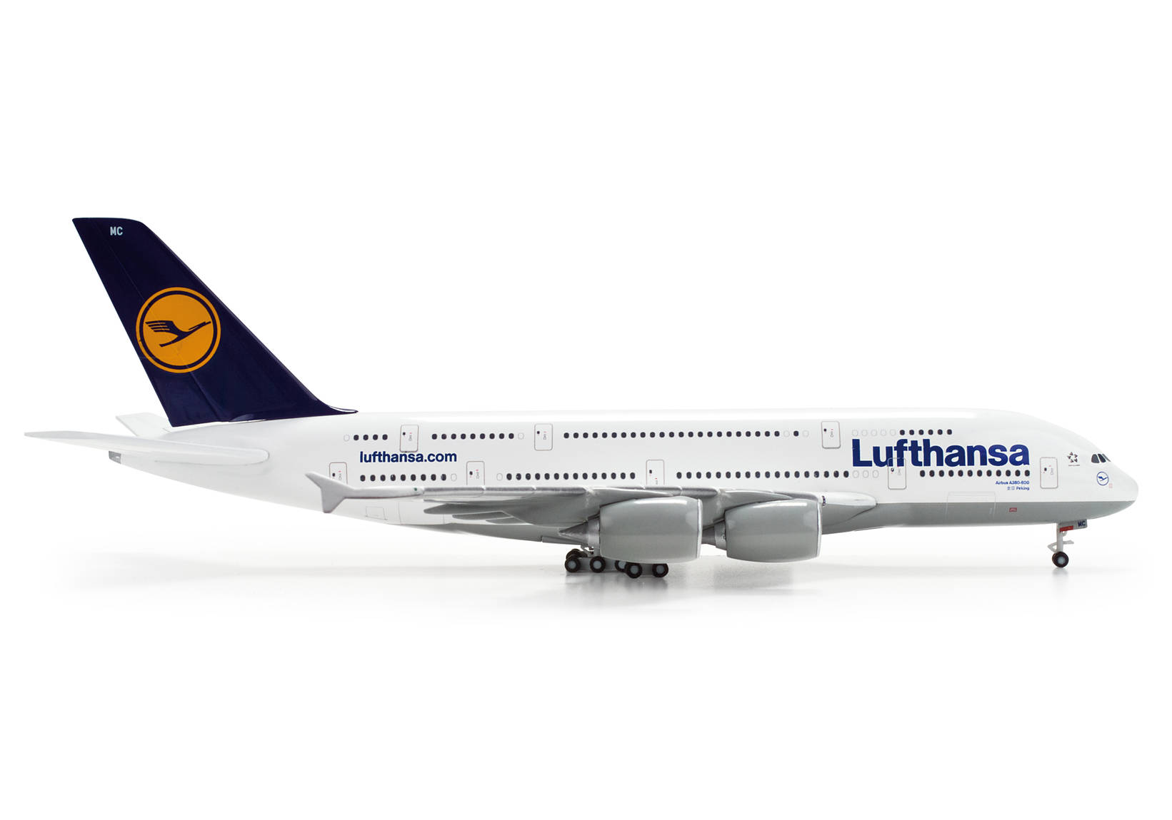 Lufthansa Airbus A380-800