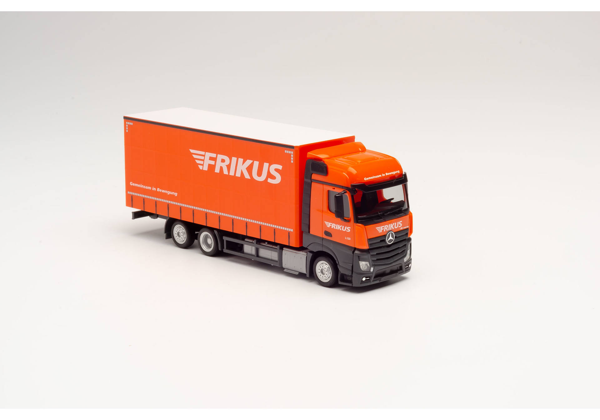 Mercedes-Benz Actros Bigspace Volumen-Hängerzug "Frikus" (A)