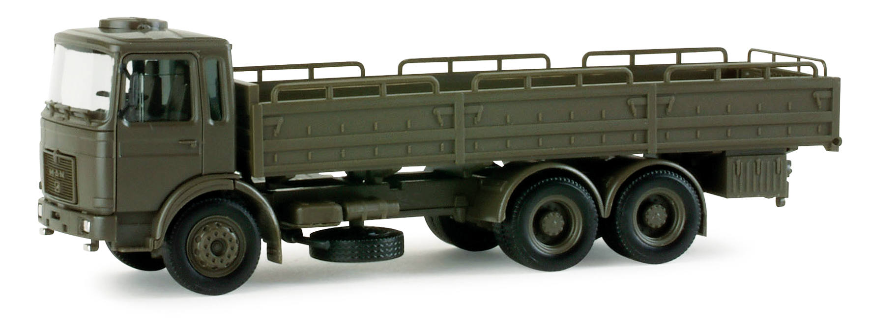 MAN truck 10t olive