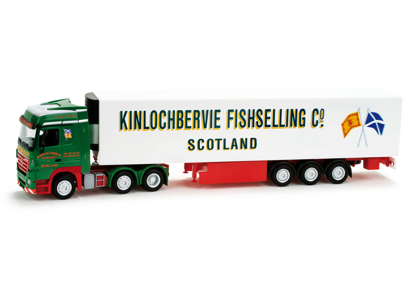Mercedes-Benz Actros LH refrigerated box semitrailer "Kinlochbervie" (GB)