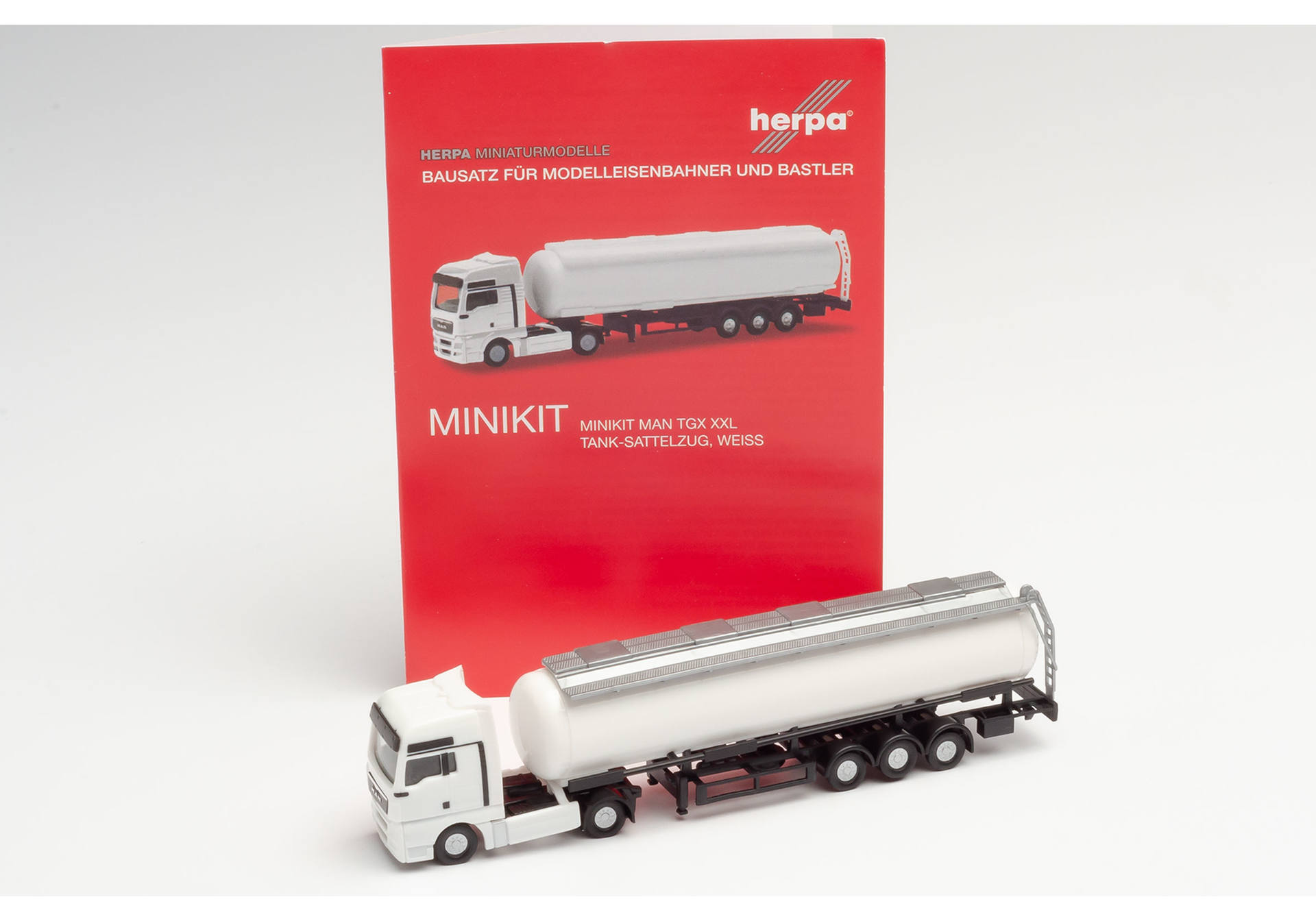 Herpa MiniKit: MAN TGX XXL tank semitrailer truck, white 