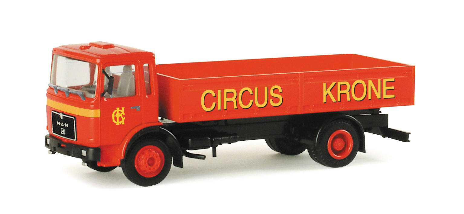 MAN F8 Pritschen-LKW "Circus Krone"