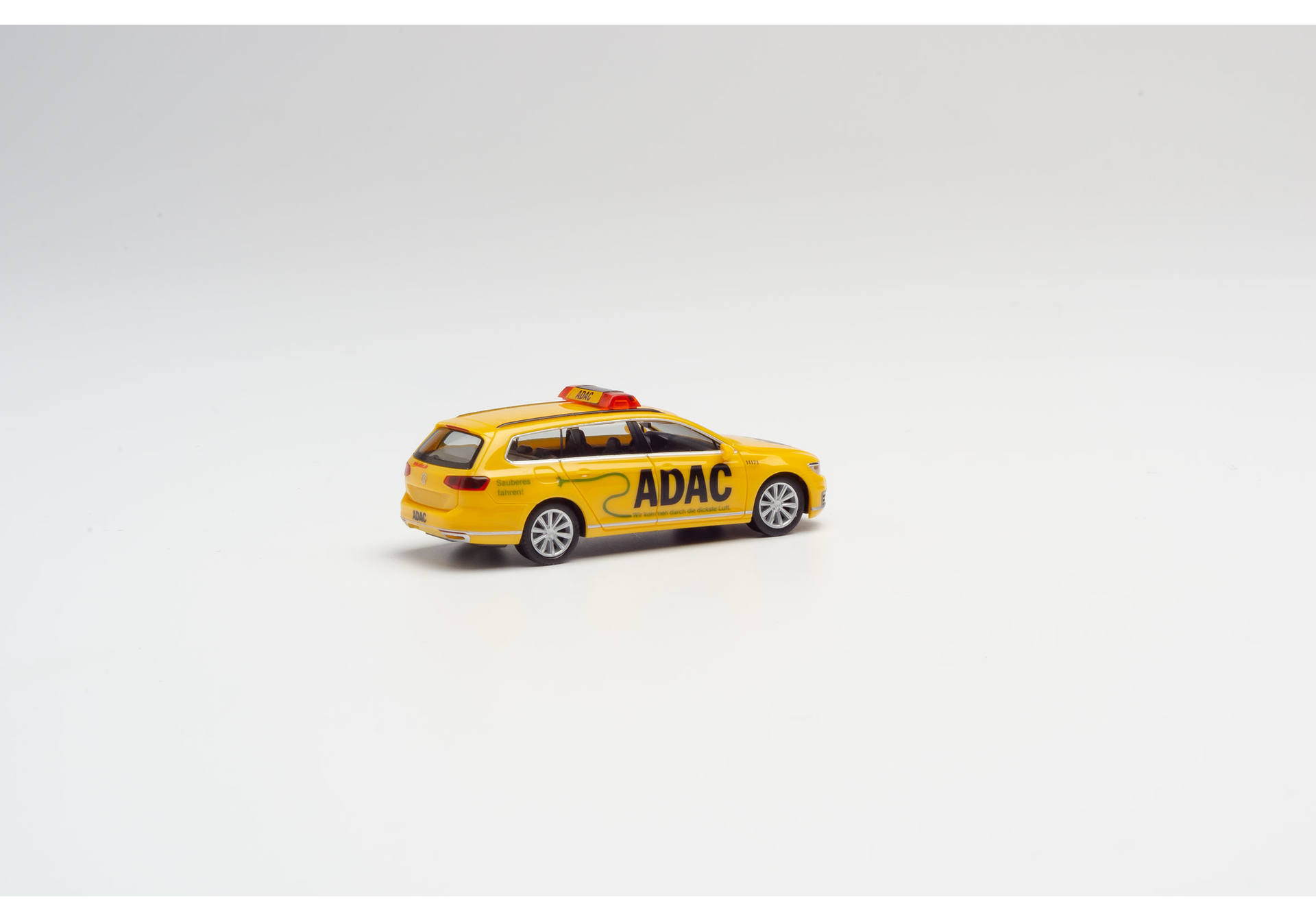 VW Passat Variant GTE "ADAC"