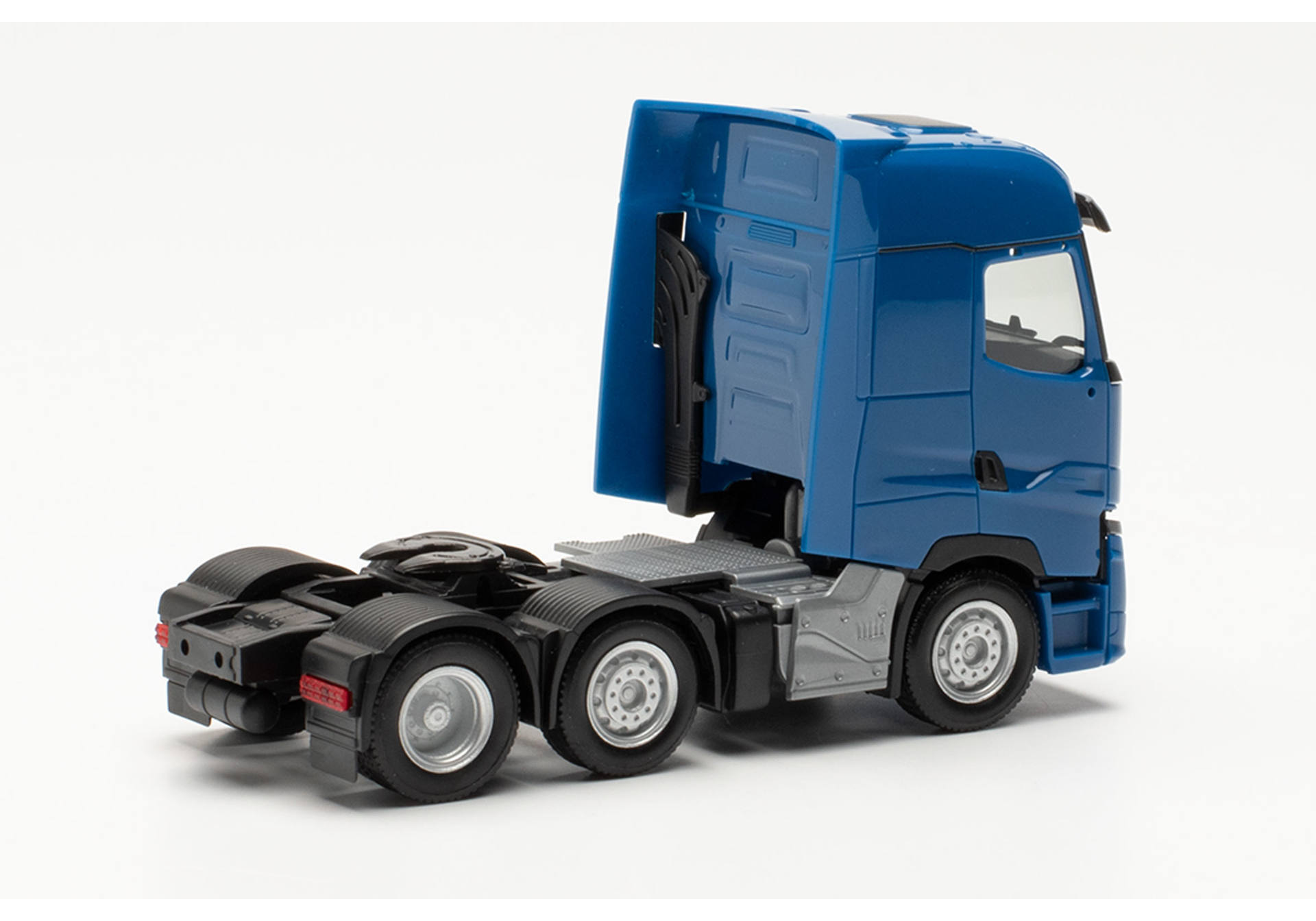 Renault T facelift 6×2 tractor, blue