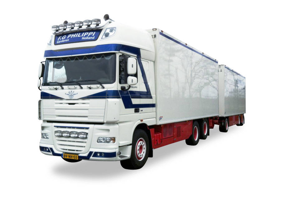 DAF XF 105 SSC refrigerated trailer "F.G. Philipi"
