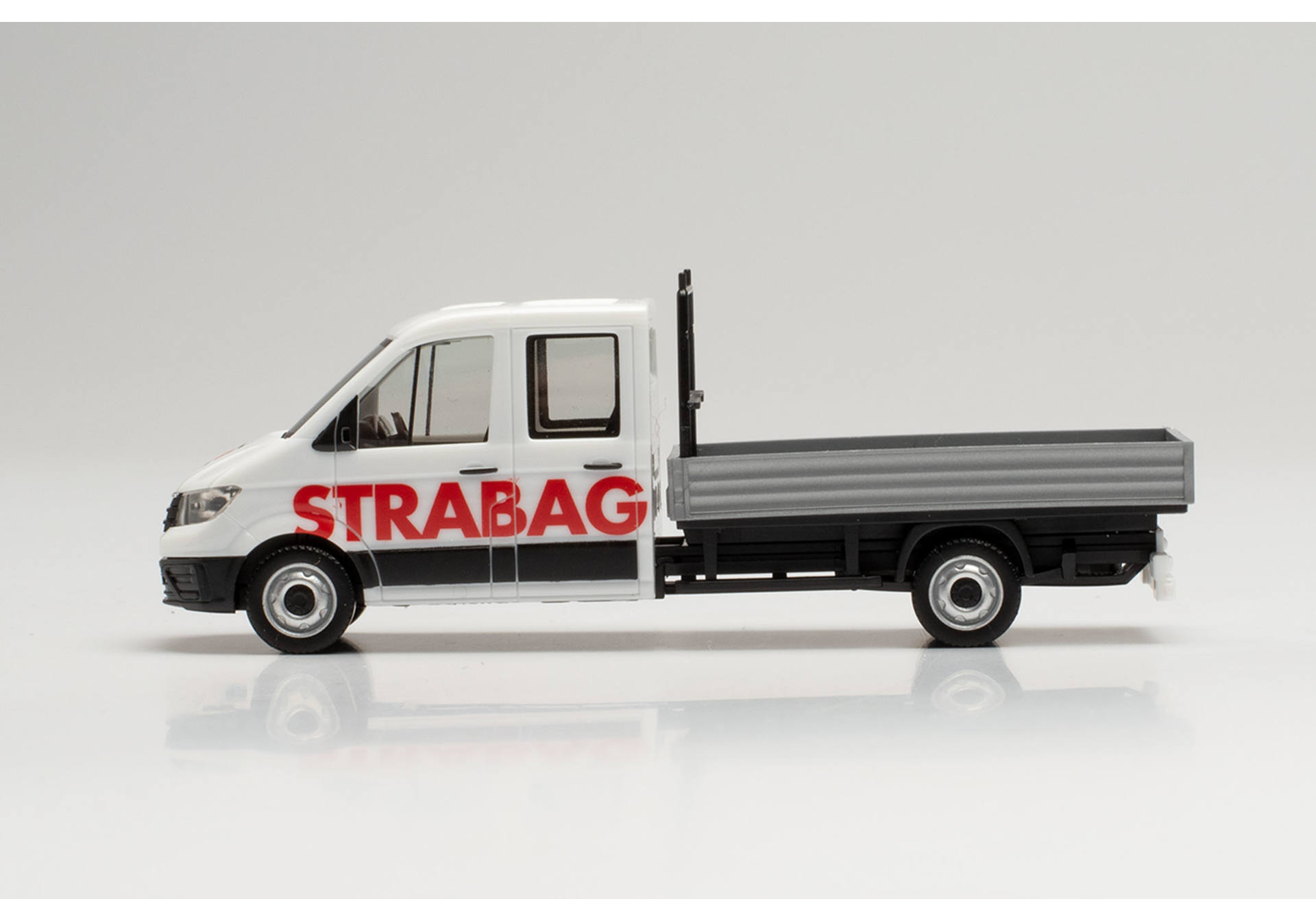 VW Crafter Doppelkabine Pritsche „STRABAG“