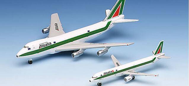 Alitalia Set B747-200 and A321
