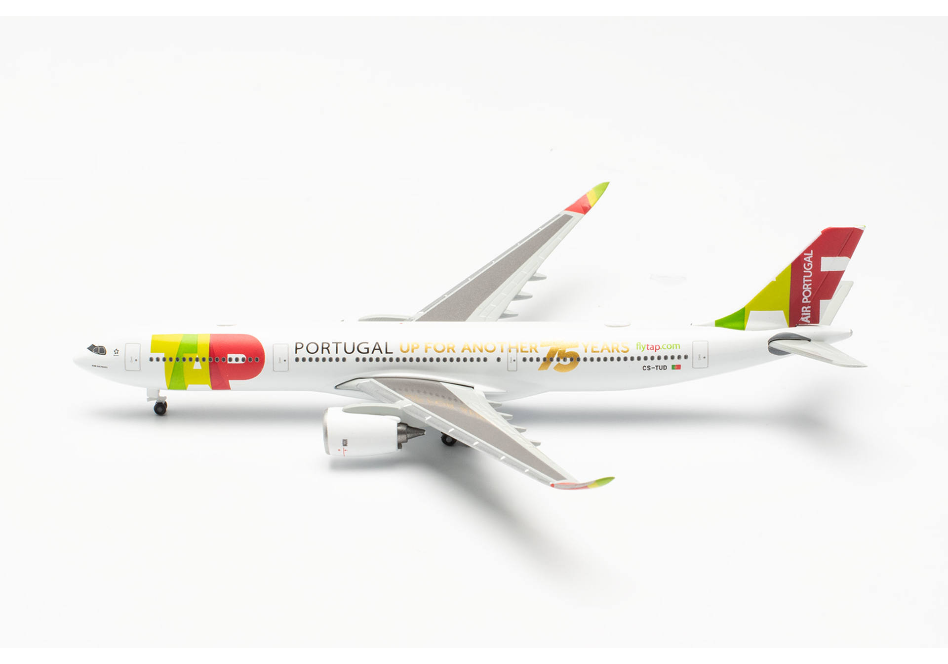 TAP Air Portugal Airbus A330-900neo – 75 Years - CS-TUD