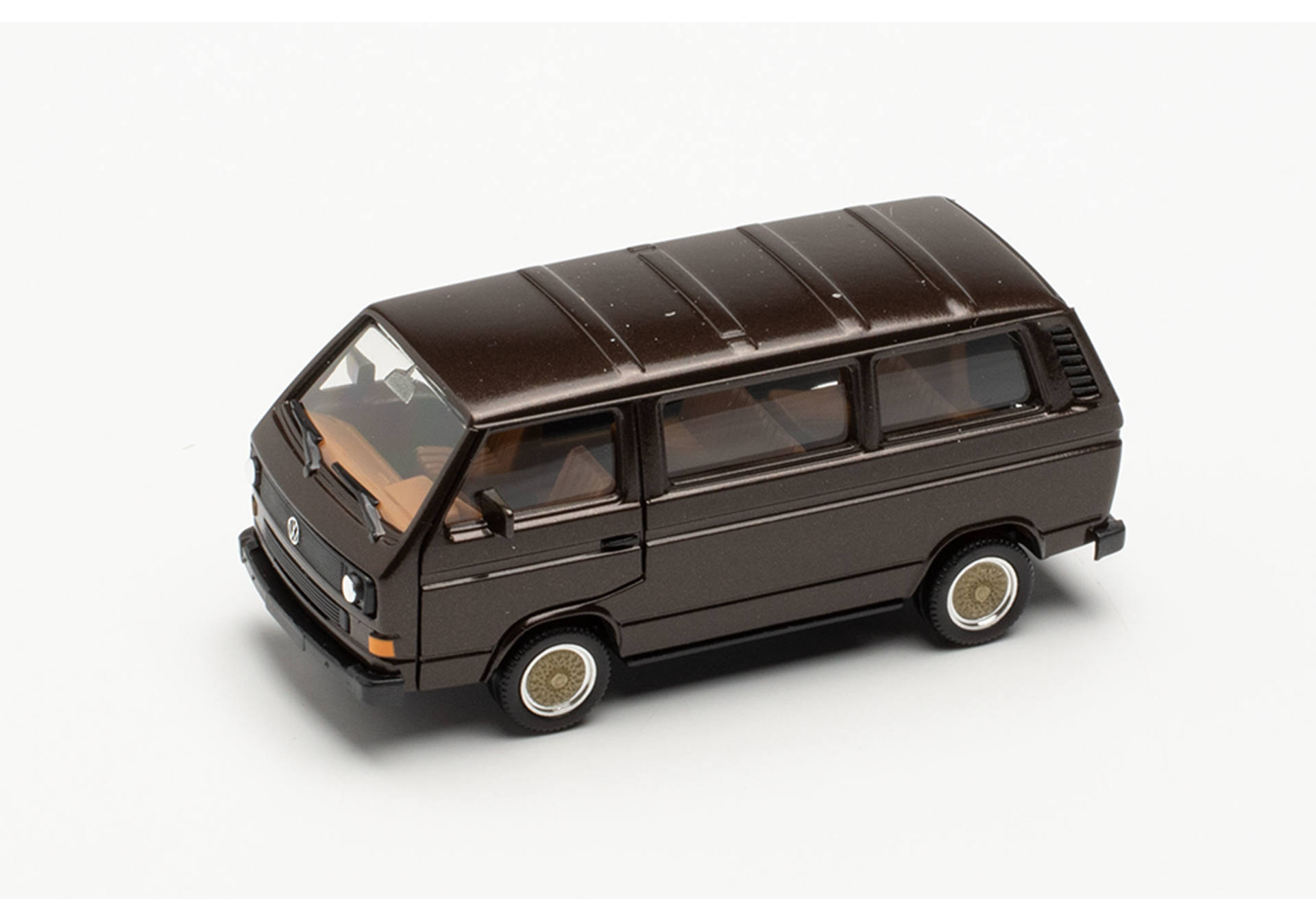 Volkswagen (VW) T3 bus with BBS Felgen, bronce metallic