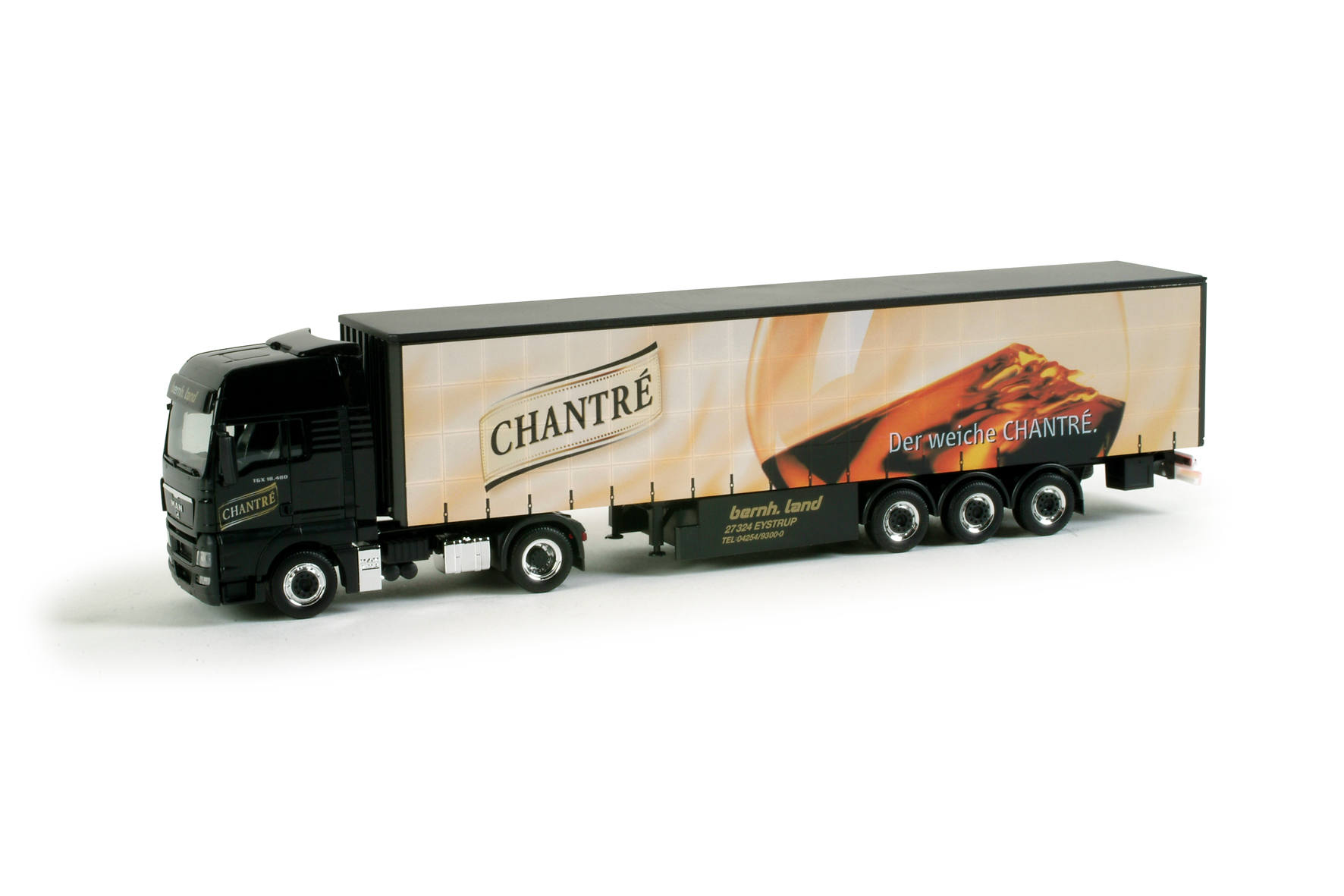 MAN TGX XXL curtain canvas semitrailer "Chantré"