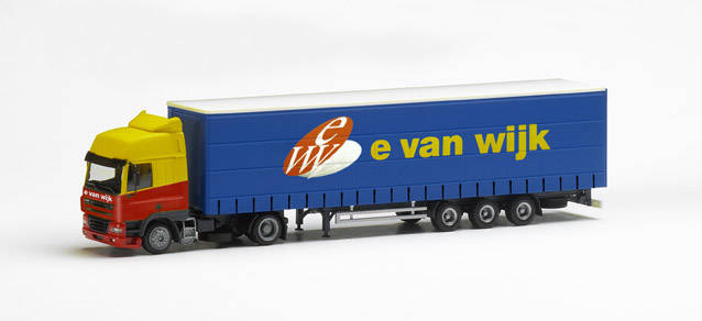 DAF CF lowliner semitrailer "E. van Wijk"