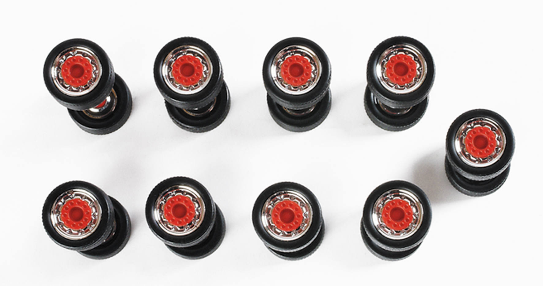 Low profile tyre for lowliner trucks