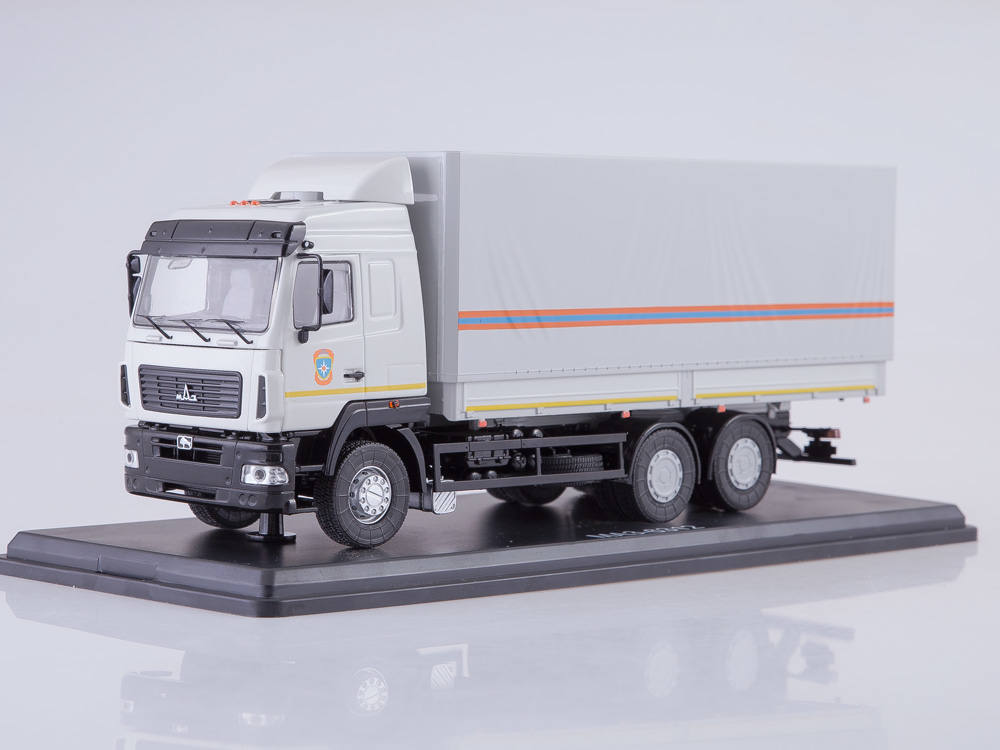SSM: MAZ-6312 flatbed truck with tent, MCHS
