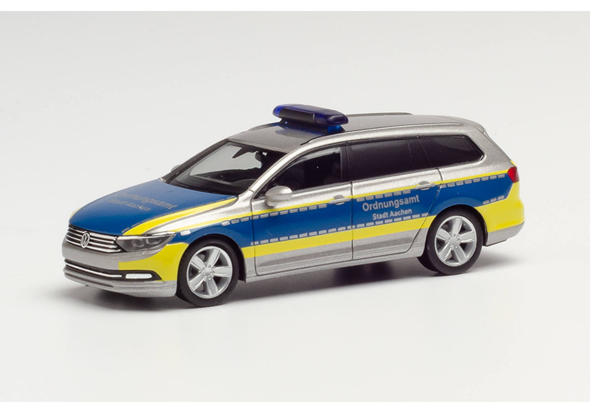VW Passat Variant "Ordnungsamt Aachen"
