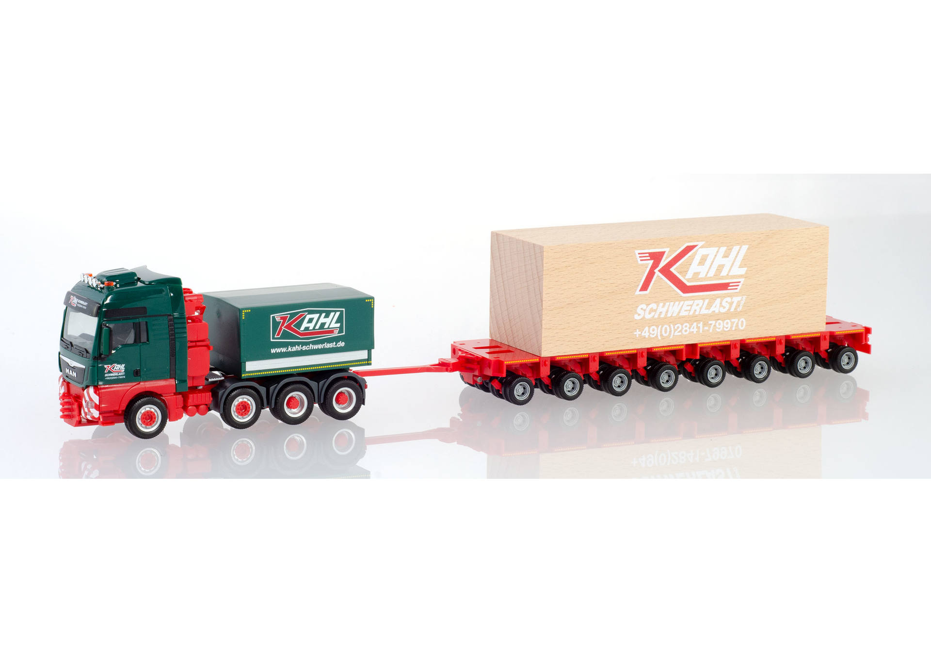 MAN TGX XXL Schwerlastzug mit Ballastpritsche und Ladung "Kahl Schwerlast" (Nordrhein-Westfalen / Moers)