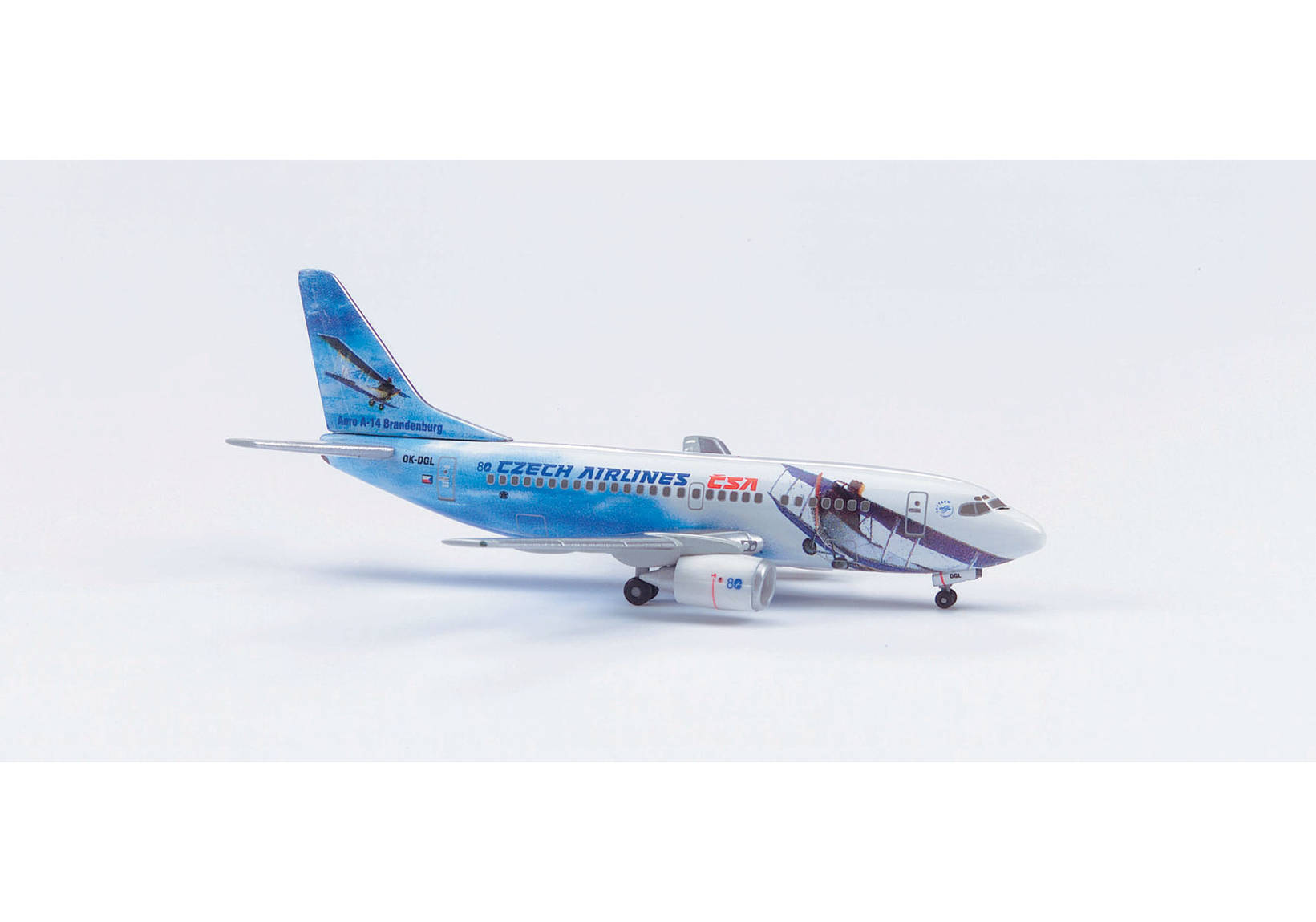 CSA Boeing 737-500 "80th Anniversary"