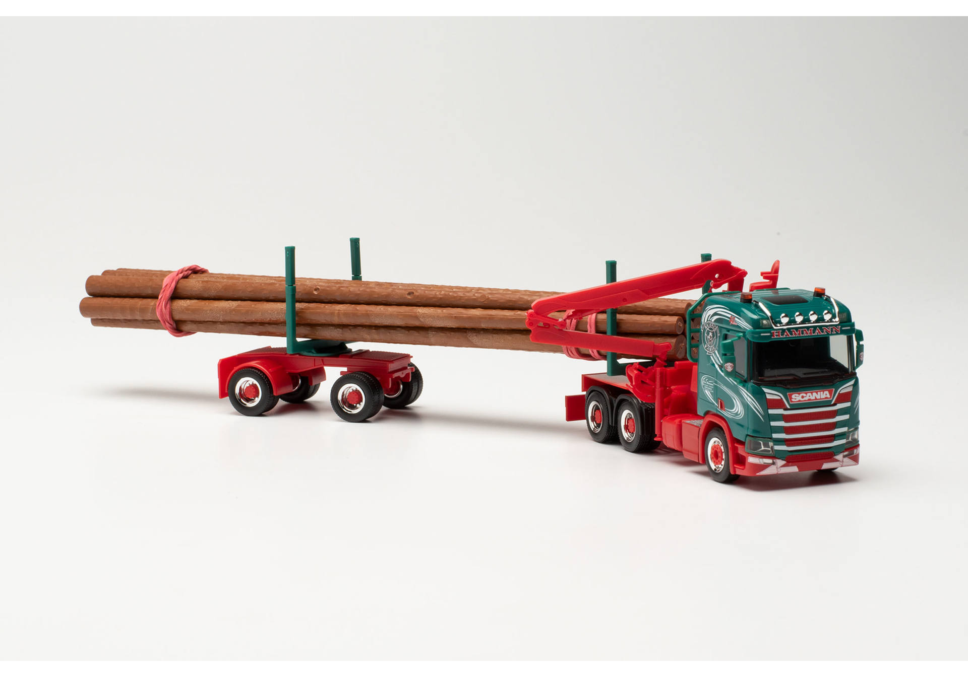 Scania CR 20 ND Langholztransporter-Sattelzug / timber truck „Hammann Transporte“