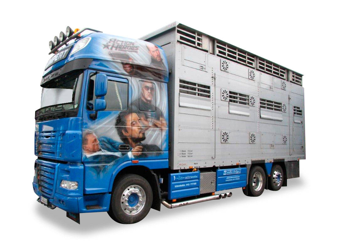 DAF XF 105 SSC Viehtransporter-Hängerzug "Lippert"