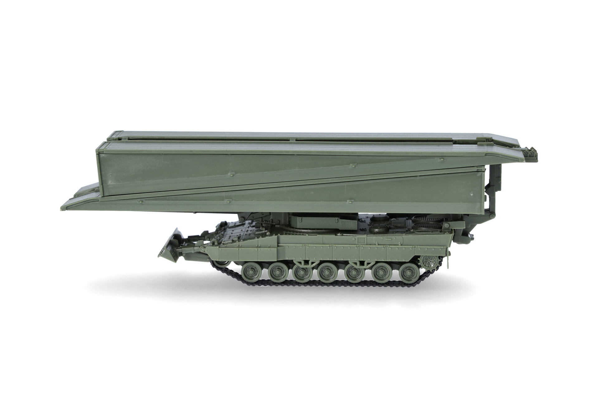 military vehicle, rocket launcher, tank chassis, green, model