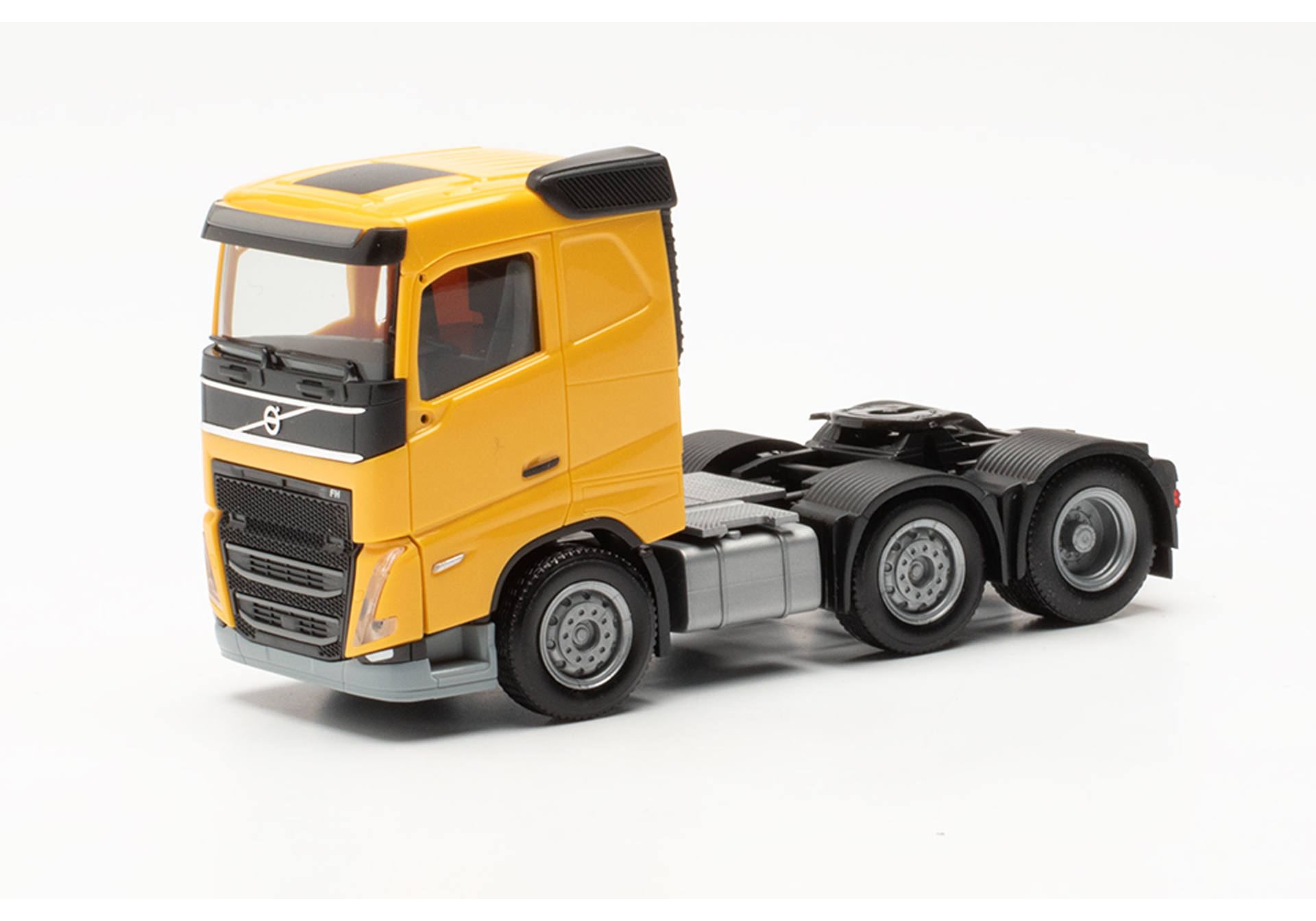 Volvo FH FD 2020 tractor, corn yellow