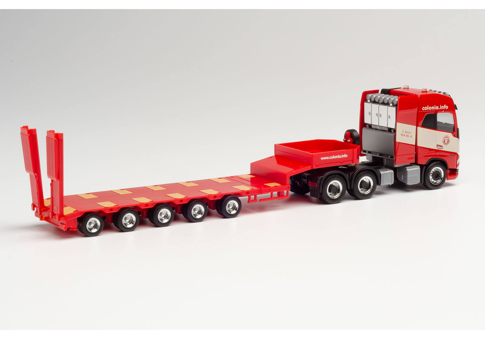 Volvo FH 16 Gl. 6x4 lowboy semitrailer „Colonia“