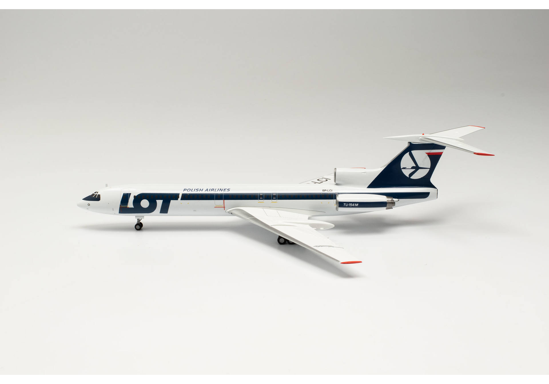 LOT Polish Airlines Tupolev TU-154M - SP-LCI