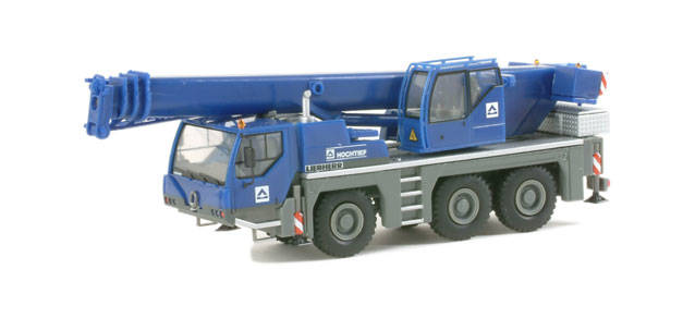 Liebherr mobile crane "Hochtief"