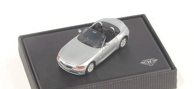 BMW Z 4 +++Brillant Serie 1:87+++