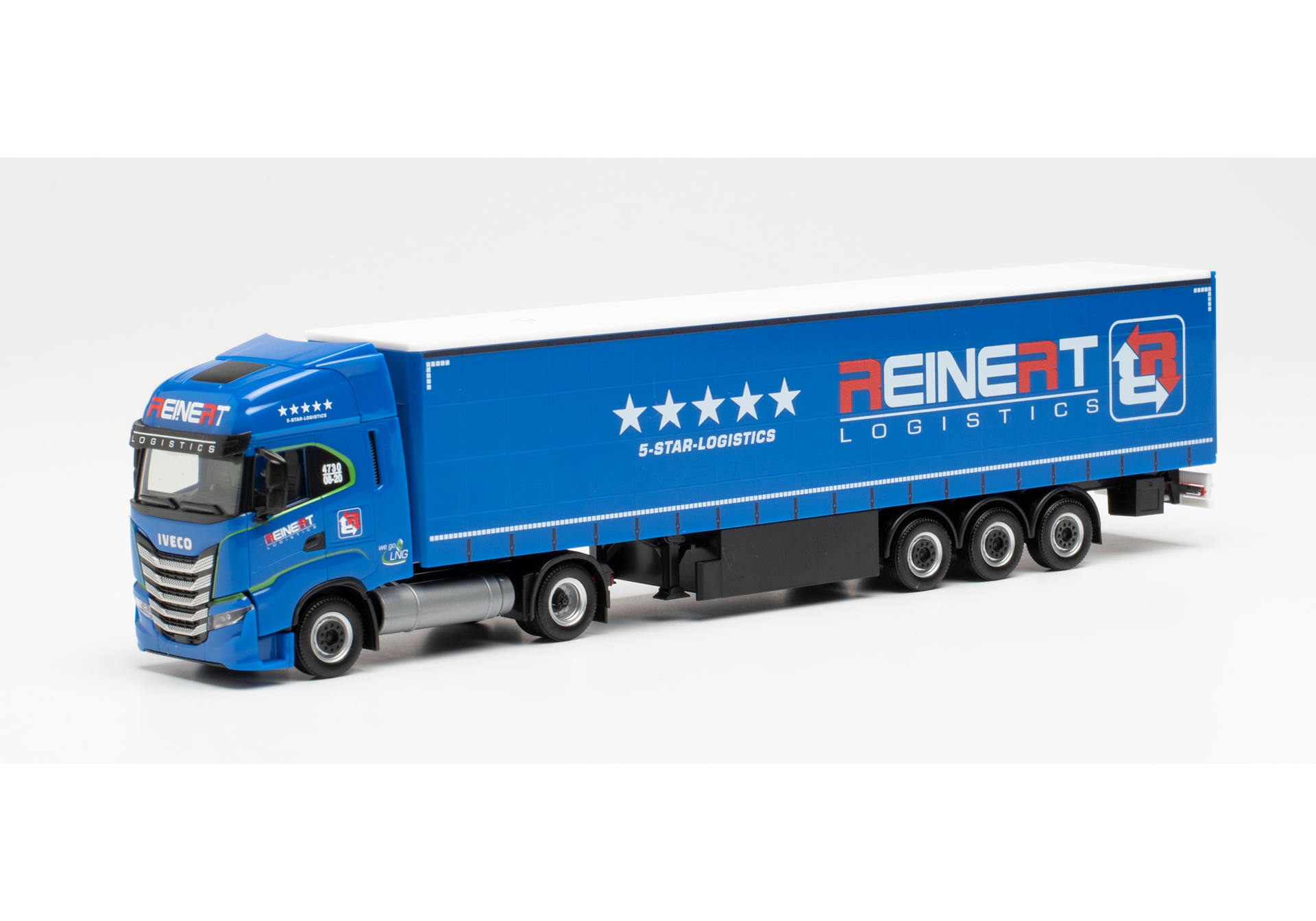 Iveco S-Way LNG curtain semitrailer „Reinert Logistics“