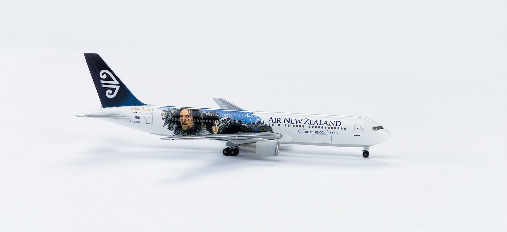 Air New Zealand Boeing 767-300 "Lord of the Rings - Aragorn"