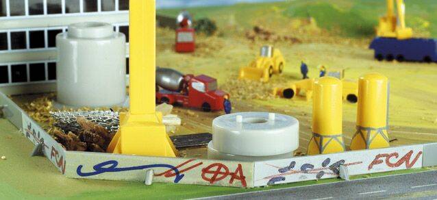 Airport Accessories XIV "Walls"