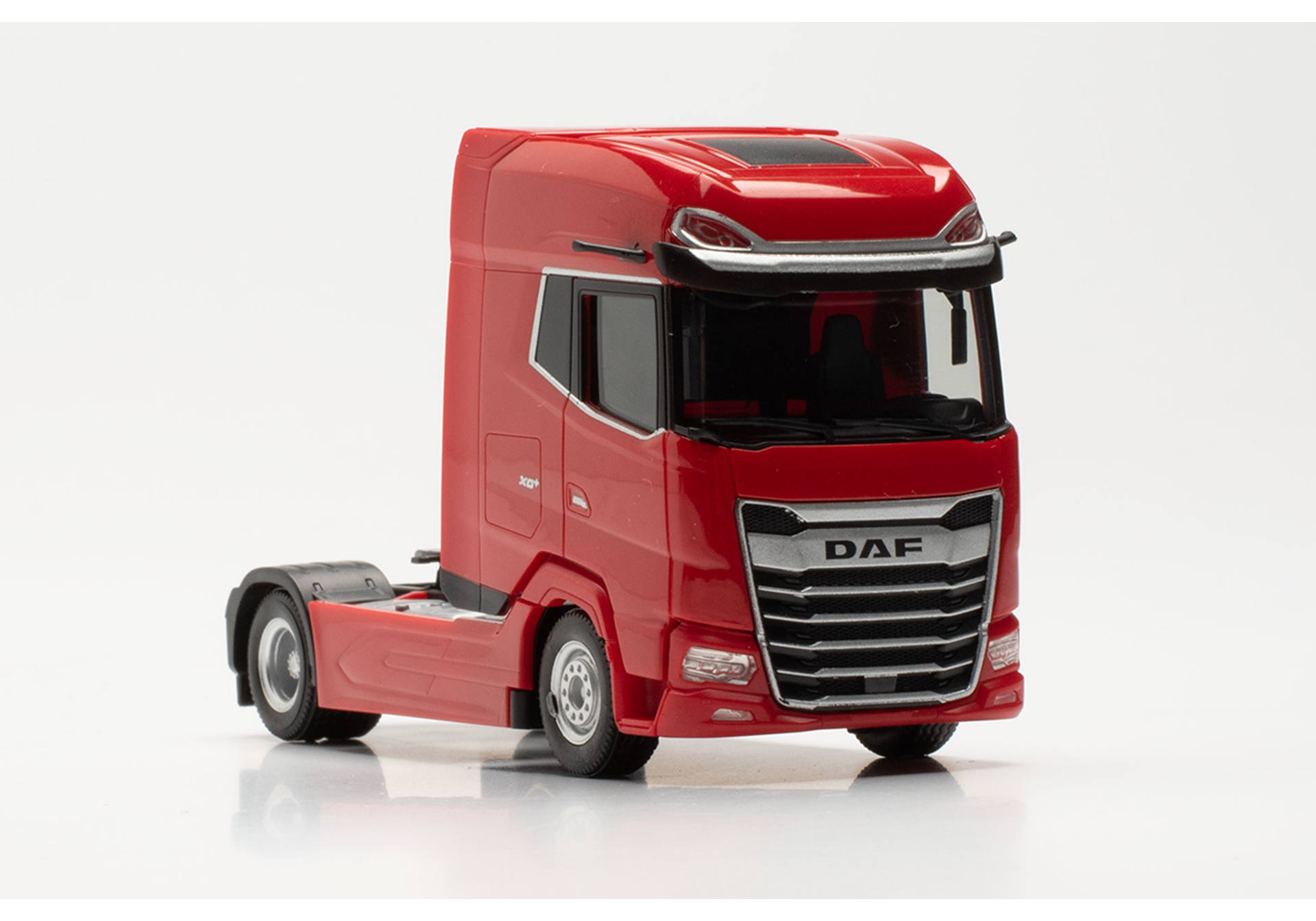 DAF XG+ Zugmaschine, rot