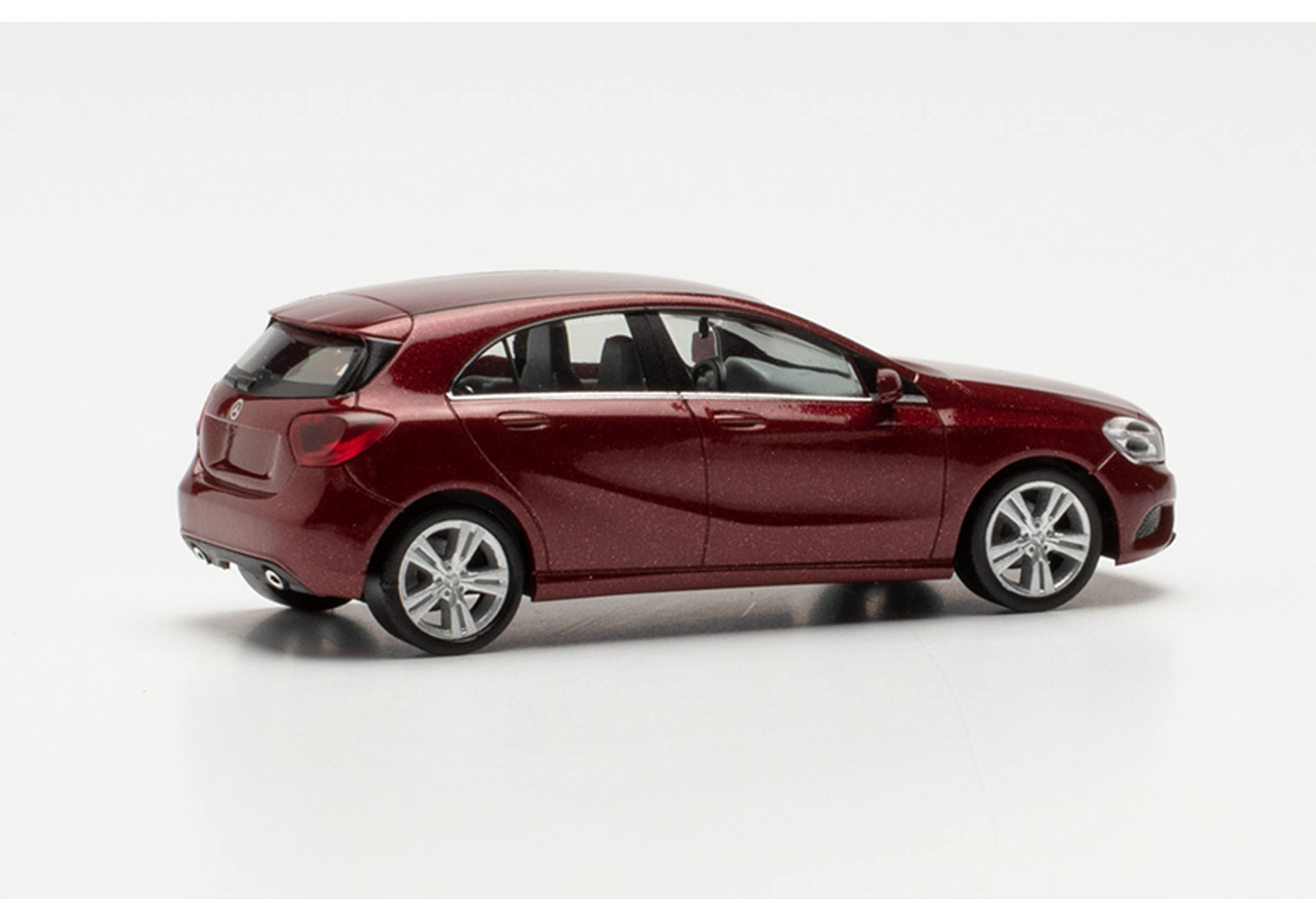 Mercedes-Benz A-Klasse, patagonienrot met. allic