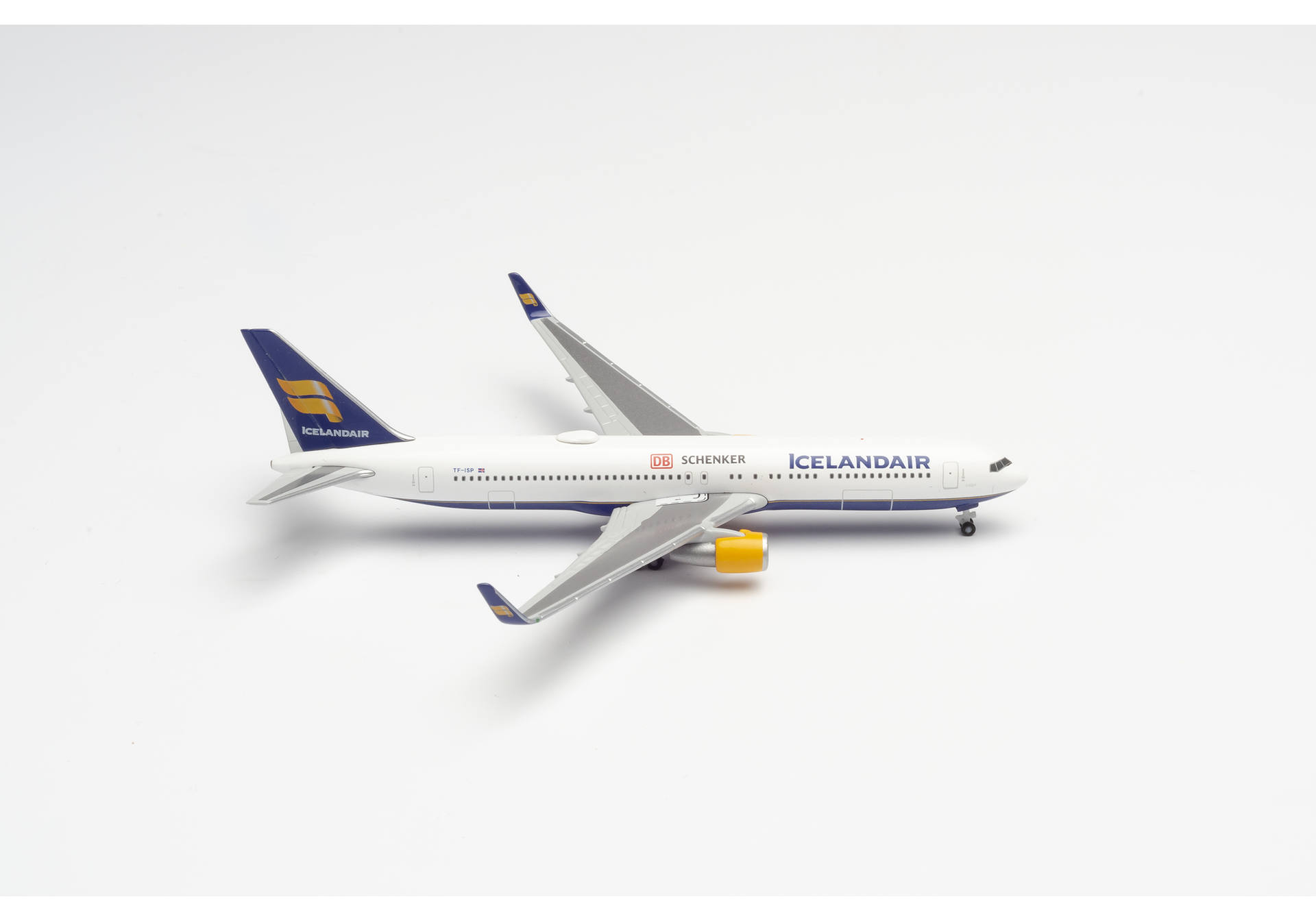 Icelandair Boeing 767-300 "DB-Schenker"