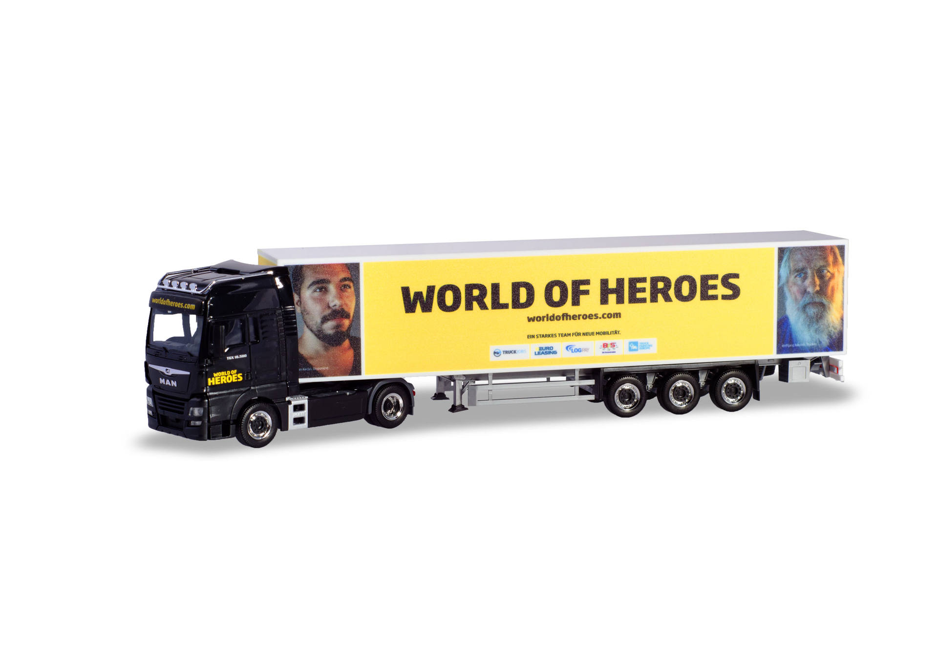 MAN TGX XXL "World of Heroes"