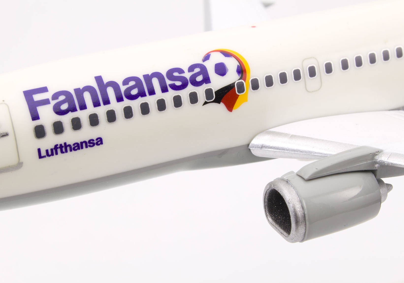 Lufthansa Boeing 737-300 "Fanhansa"