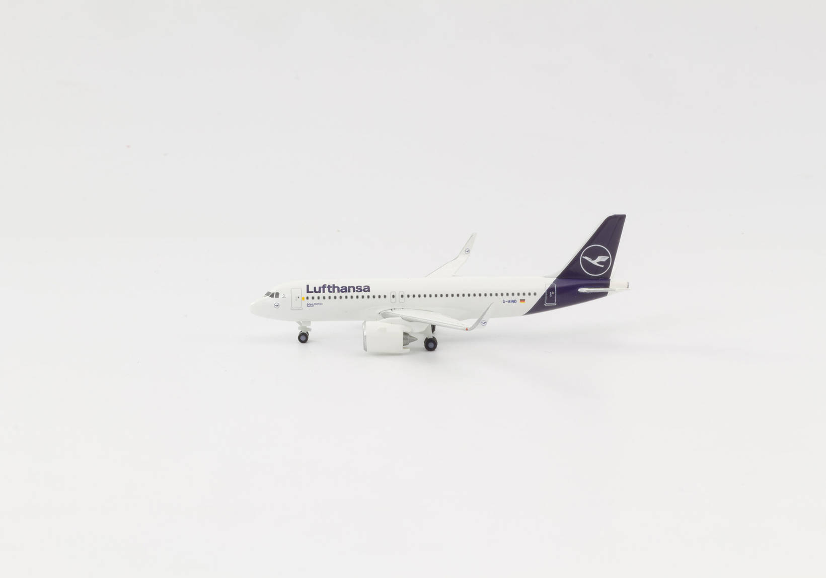 Lufthansa Airbus A320neo - new colors "Rastatt"