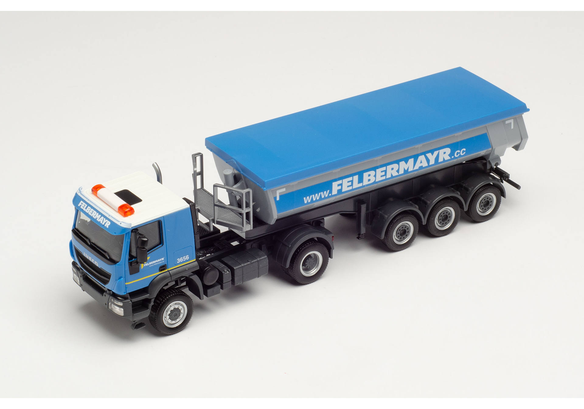 Iveco Trakker dump semi-trailer truck "Felbermayr"