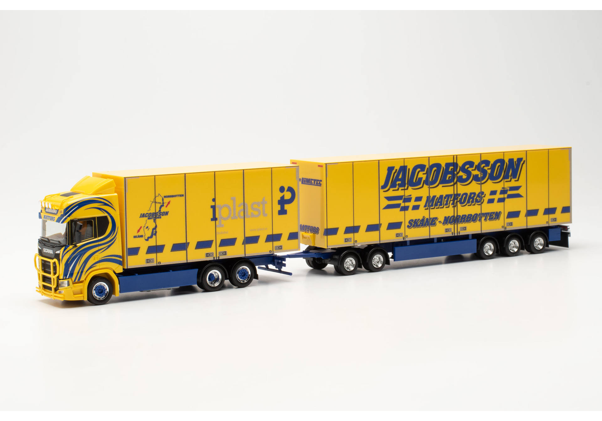 Scania CS 20 HD swedish box truck "Jacobsson" (Sweden/Matfors)