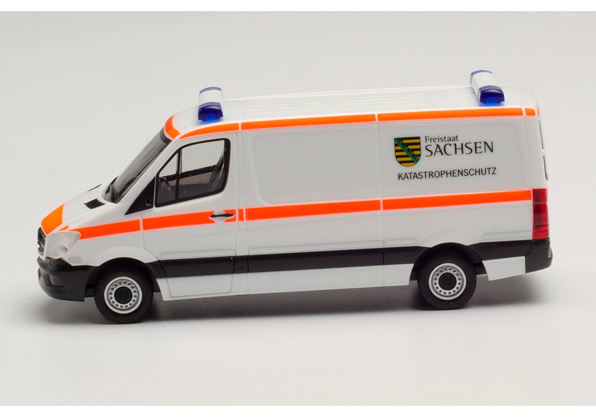 Mercedes-Benz Sprinter `13 box low roof „Freistaat Sachsen / Katrastrophenschutz“