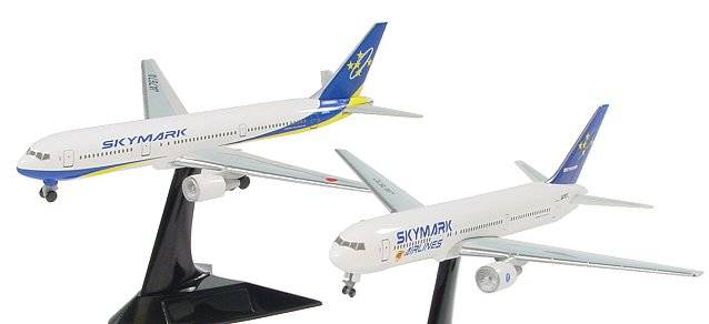 Skymark Airlines Boeing 767-300