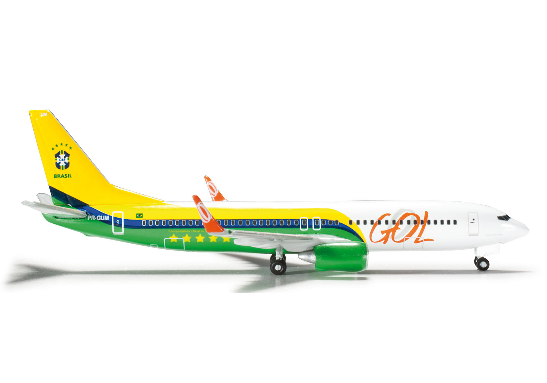 GOL Linhas Aereas Boeing 737-800 "Brazil National Football"
