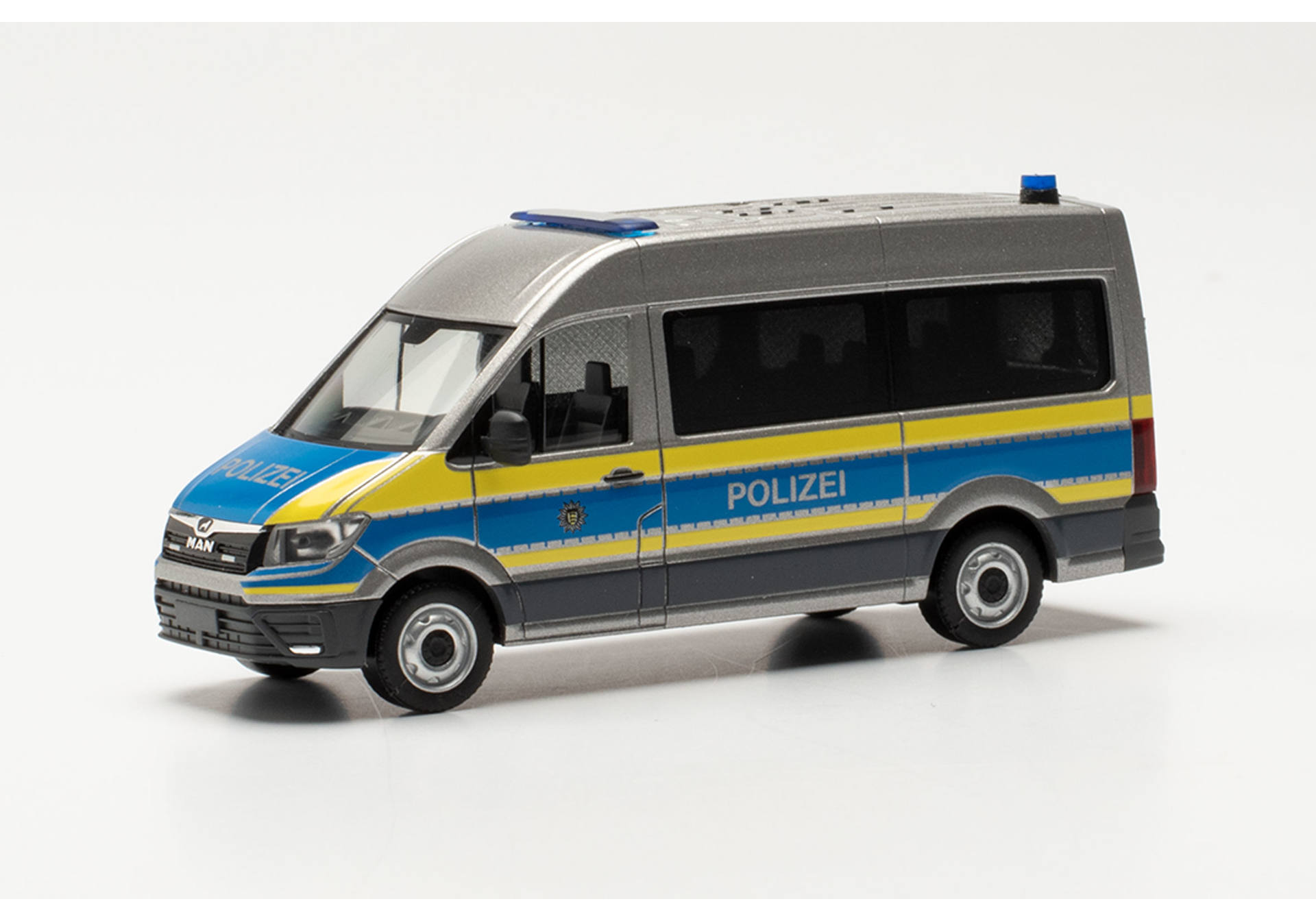 MAN TGE bus high roof police Baden-Württemberg