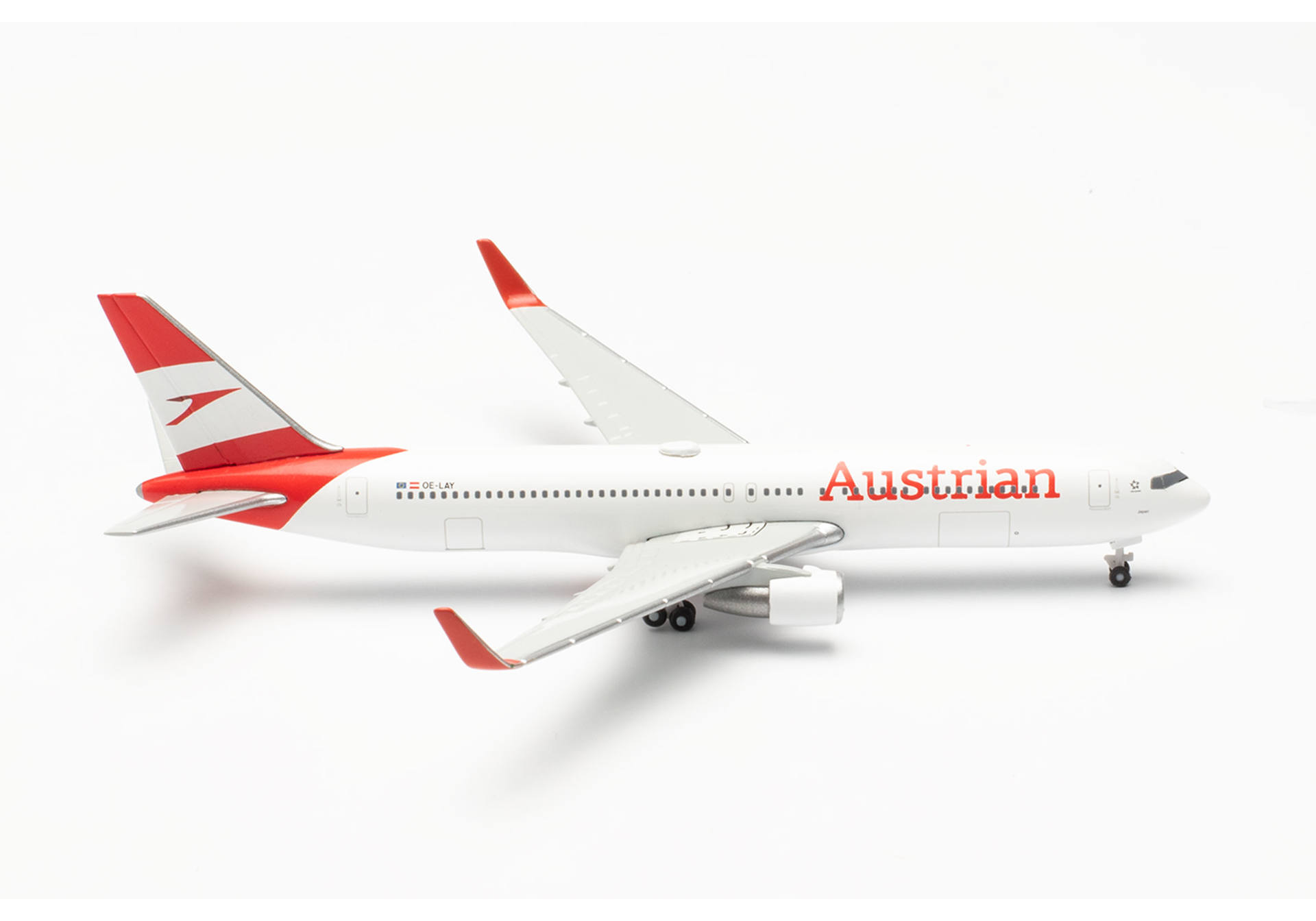 Austrian Airlines Boeing 767-300 - new colors – OE-LAY “Japan”