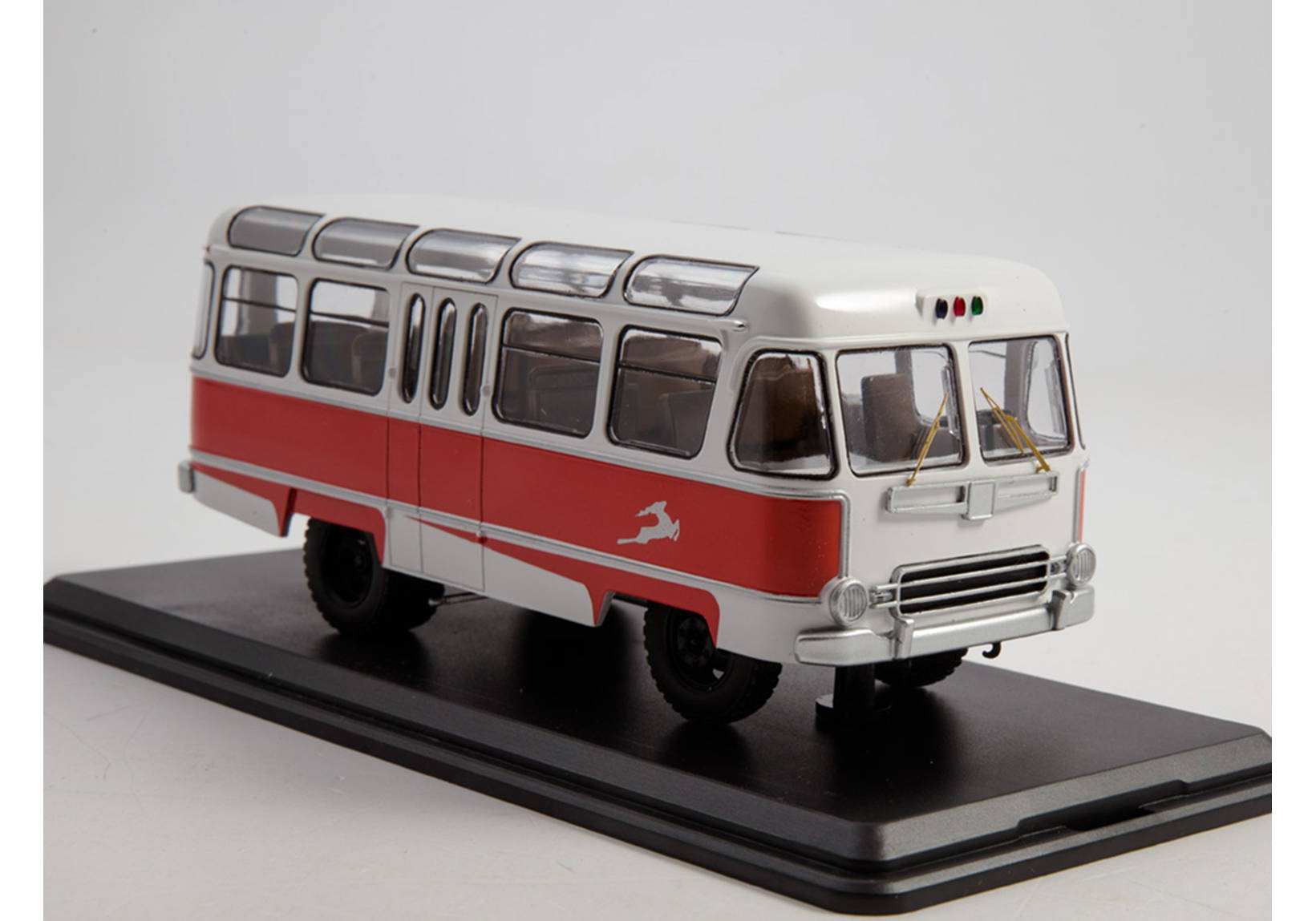 Bus AVP-51
