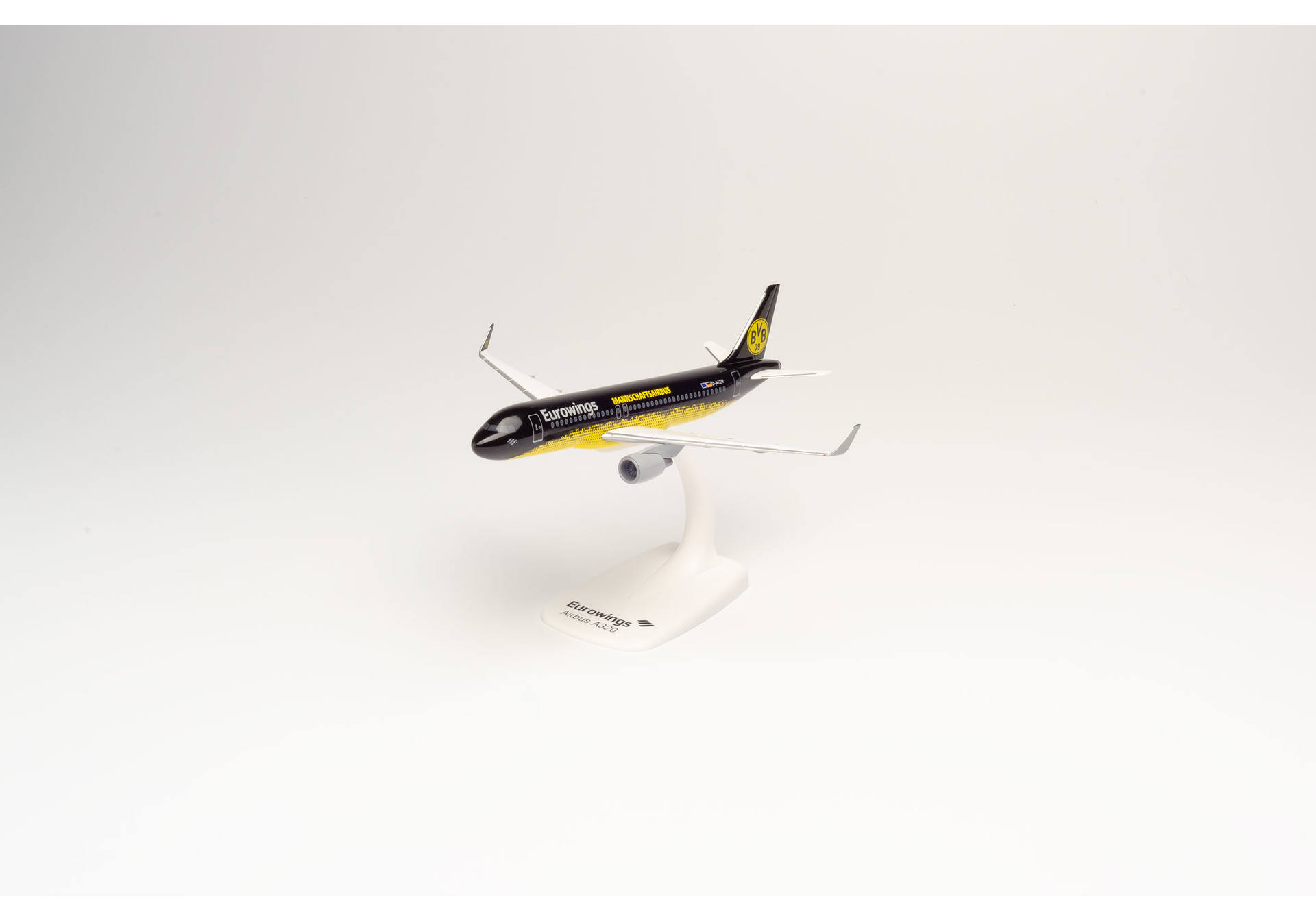 Eurowings Airbus A320 "BVB Mannschaftsairbus"