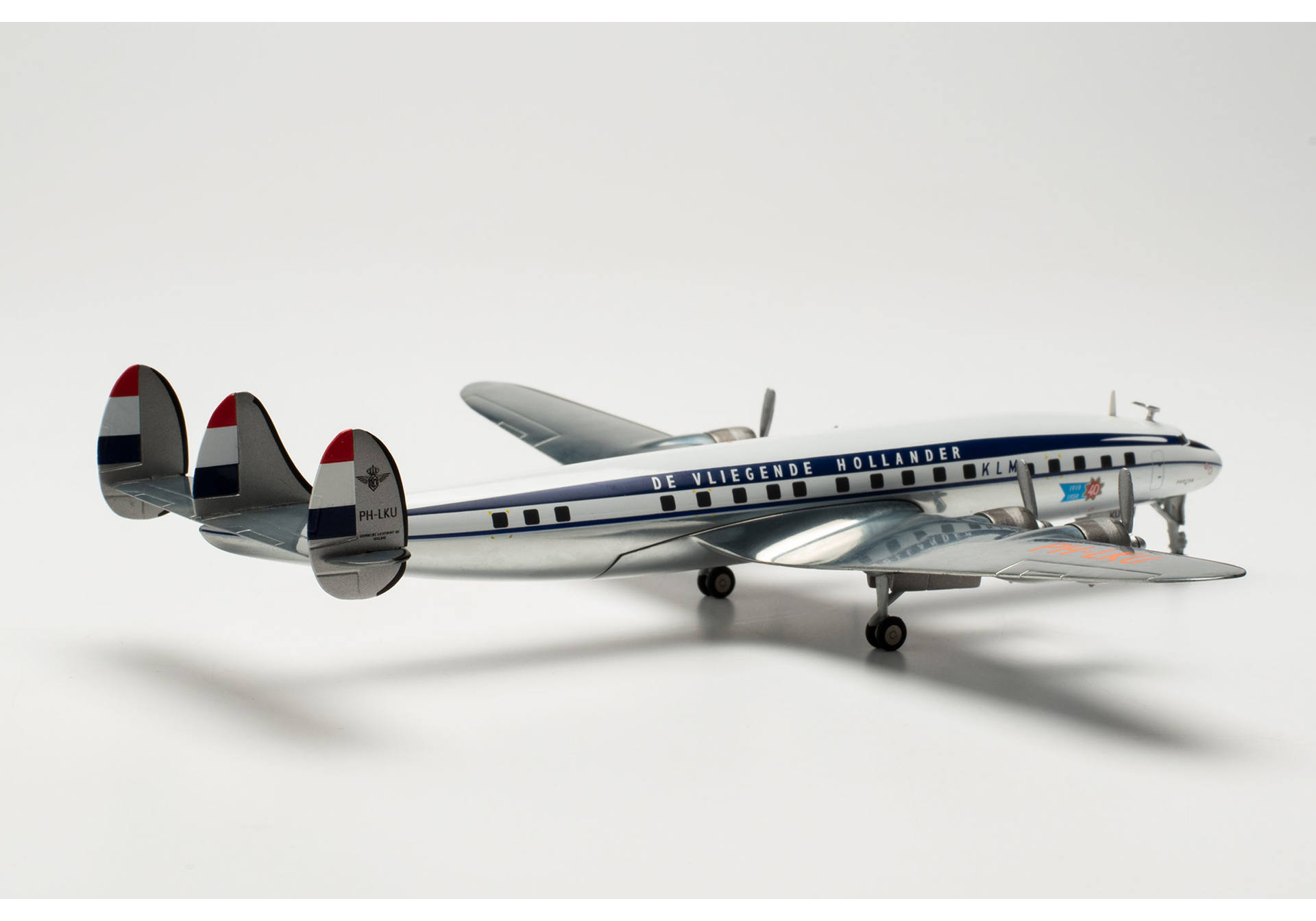 KLM Lockheed L-1049C Super Constellation – PH-LKU “Photon”