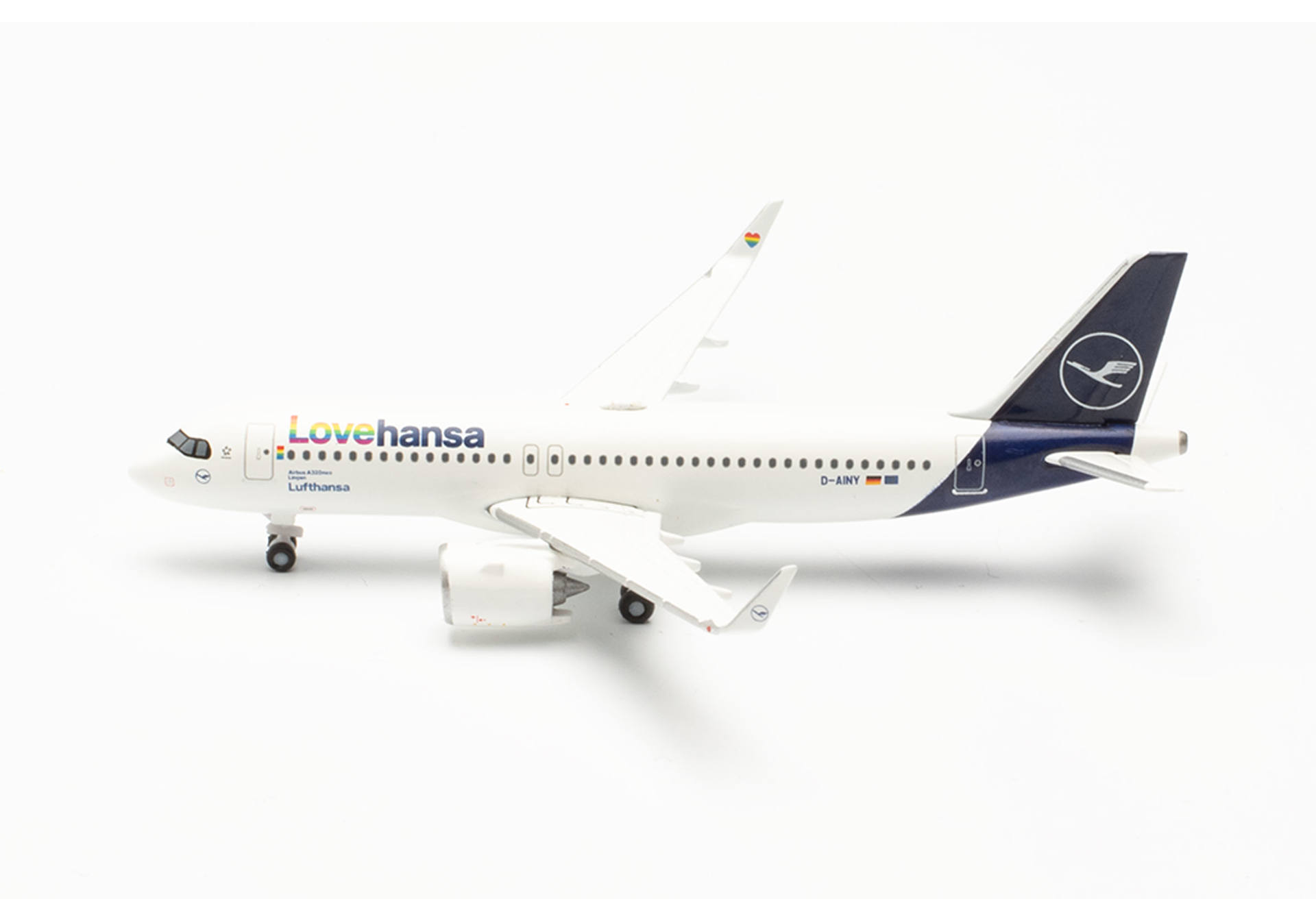 Lufthansa Airbus A320neo "Lovehansa" – D-AINY "Lingen"