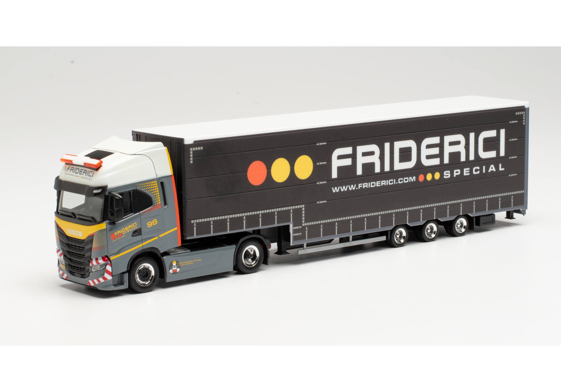 Iveco S-Way Volumen-Sattelzug „Friderici“
